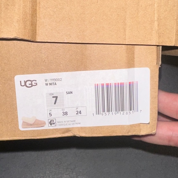 UGG RITA SIZE 7 - Picture 2 of 9